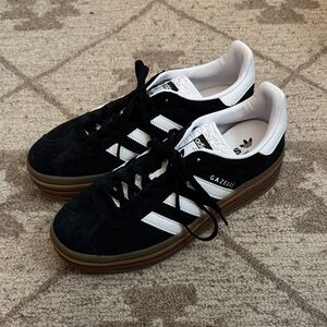 Adidas Gazelle Platform Sneakers